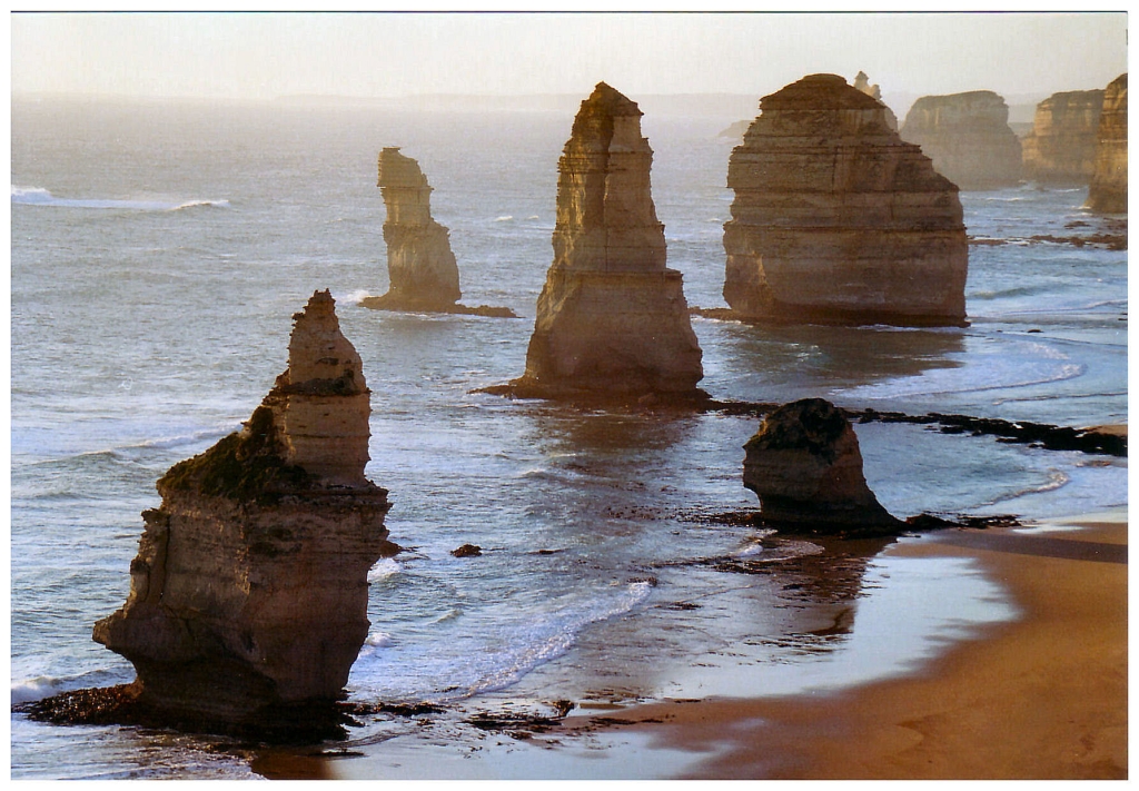 04 The Great Ocean Road (0).jpg